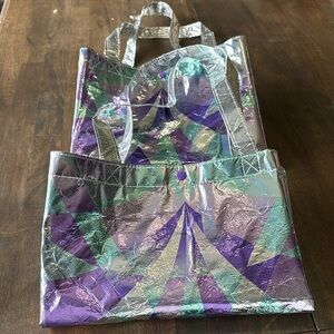 lululemon kids 2 Ivivva Reusable Metallic Silver Tote Bags set